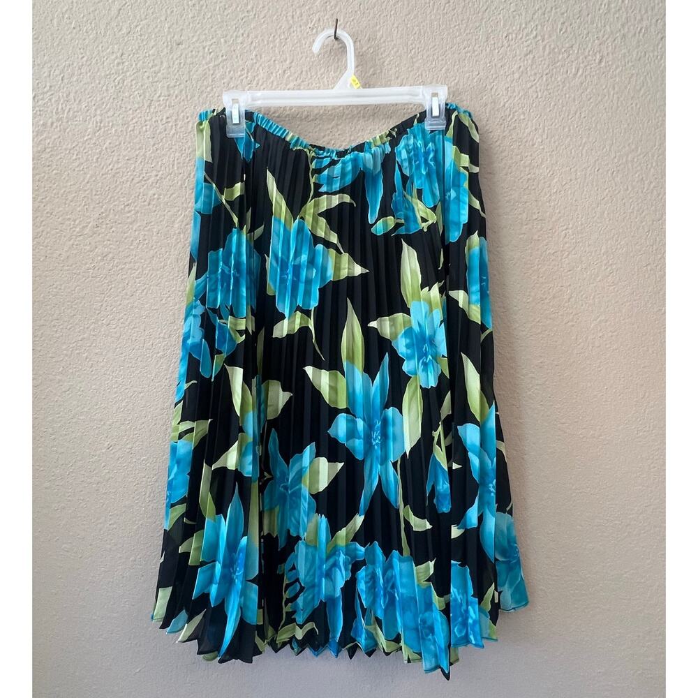 Vintage blue floral skirt size 16